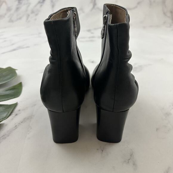 Bettye Muller Womens Ankle Boots Booties Size 8.5 New Black Leather Block Heel - Picture 5 of 10